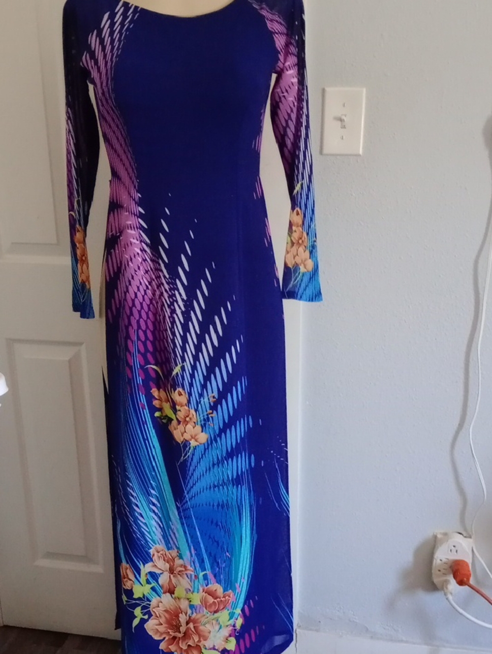 Elegant Floral Long Sleeve Maxi Dress - Blue/Purple